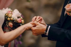מדוע ישנו צורך לערוך חתונה אזרחית בקפריסין ובכלל במדינות אחרות פרט לישראל